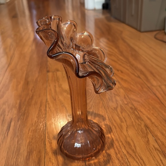 Vintage 10” Hand Blown Jack in the Pulpit Light Purple Glass Vase - Picture 2 of 3